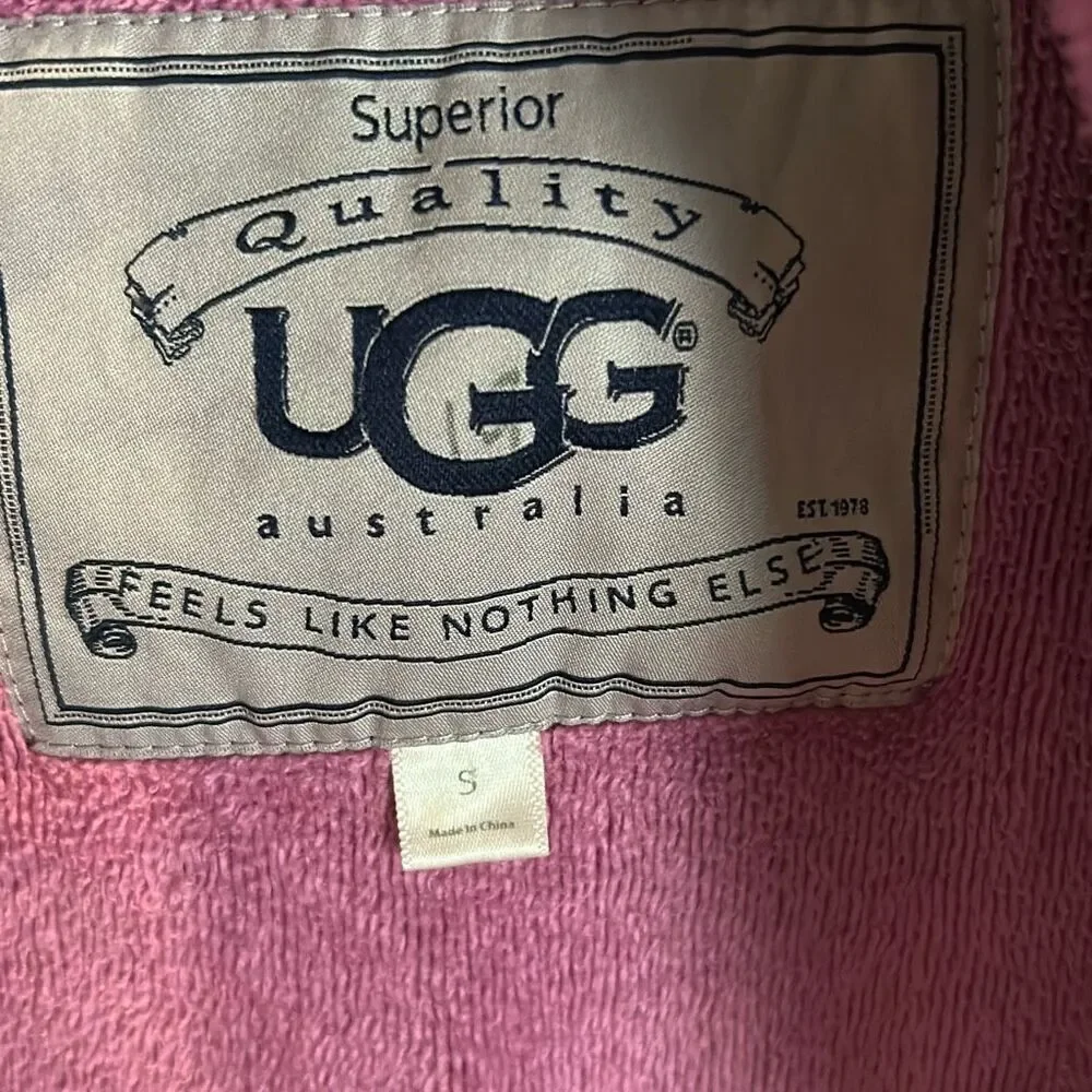 UGG Raspberry Shawl Collar Robe - Picture 3 of 9